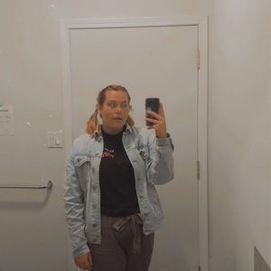 Meet your Posher, Bailey